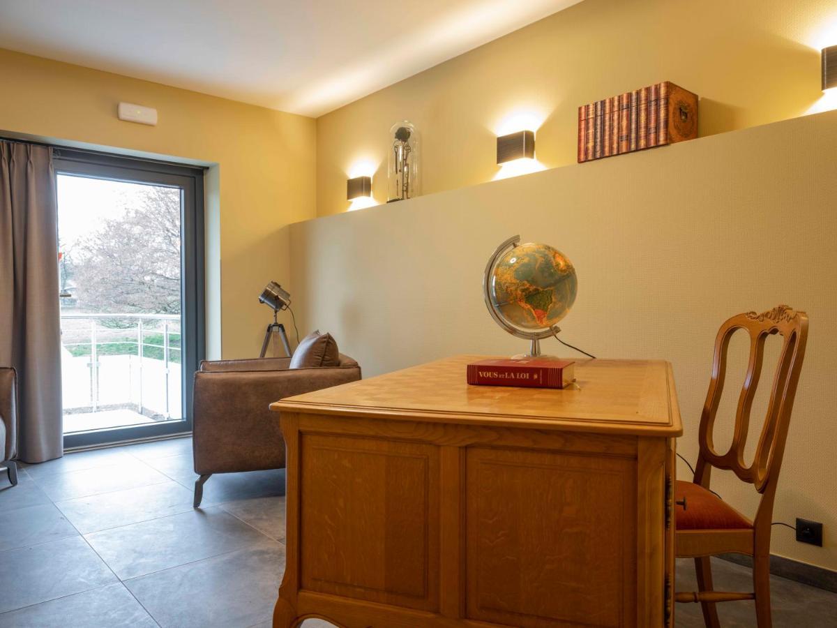 La Maison Du Notaire - Gite 18 Personnes Houffalize Buitenkant foto
